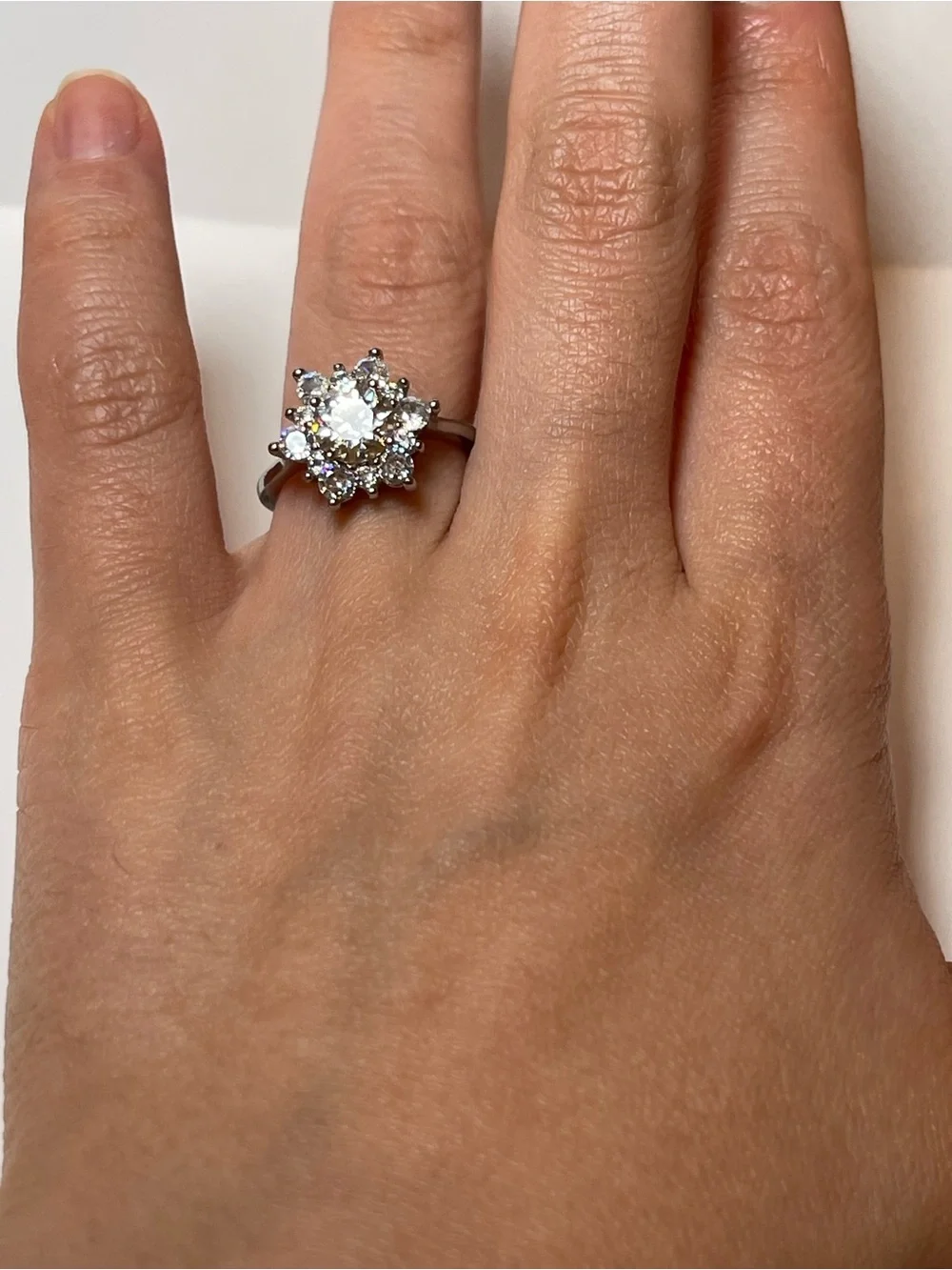 Moissanite 1.5 carats size 7 gorgeous ring originally $799